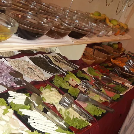 Muyan Hotell