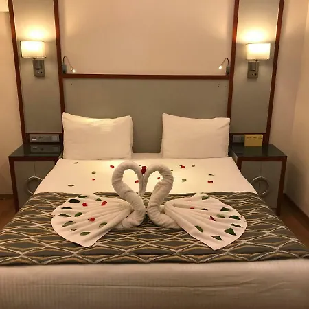 Muyan Hotell